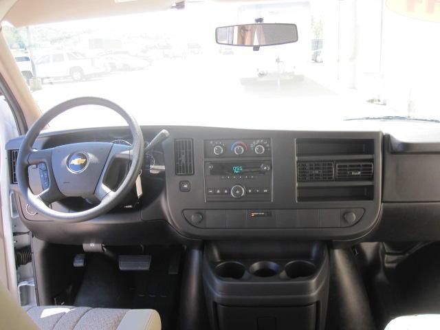 Chevrolet Express 2010 photo 1