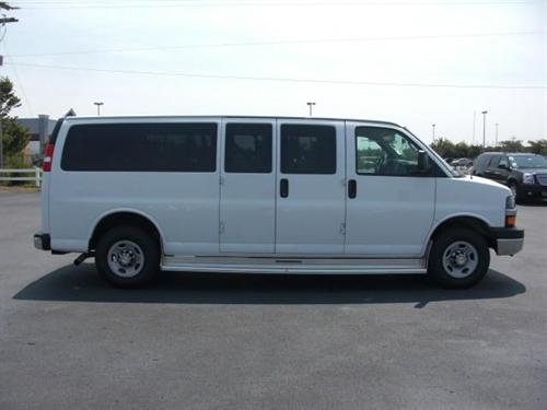 Chevrolet Express 2010 photo 4