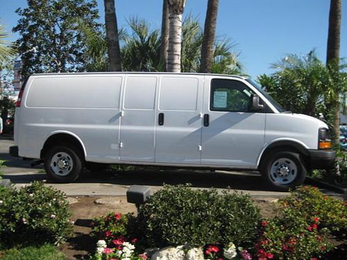 Chevrolet Express 2010 photo 1