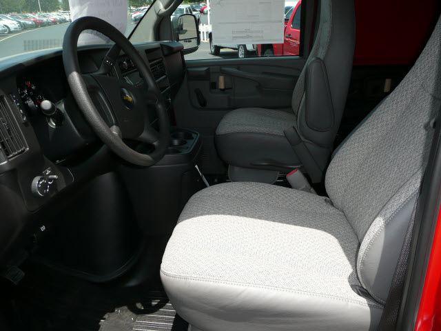 Chevrolet Express 2010 photo 5