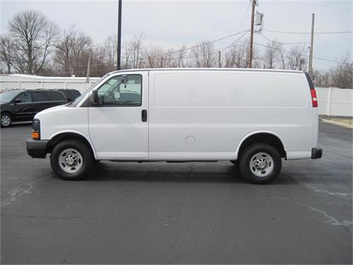 Chevrolet Express 2010 photo 4