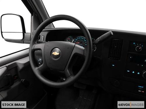 Chevrolet Express 2010 photo 3