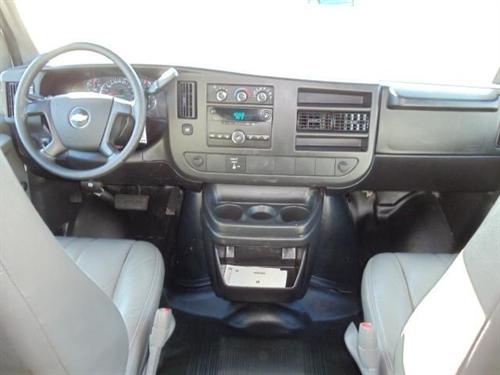 Chevrolet Express 2010 photo 4