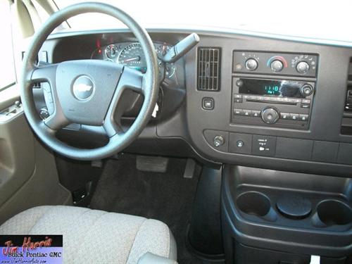 Chevrolet Express 2010 photo 4