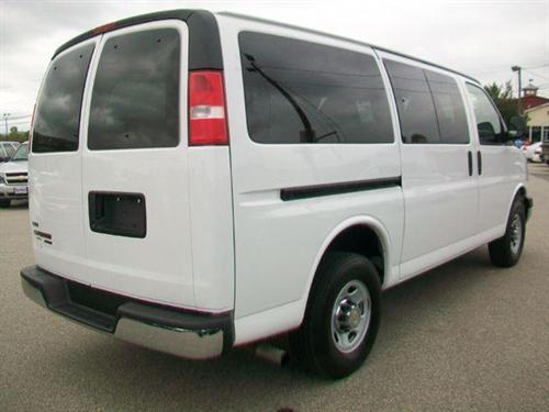 Chevrolet Express 2010 photo 3
