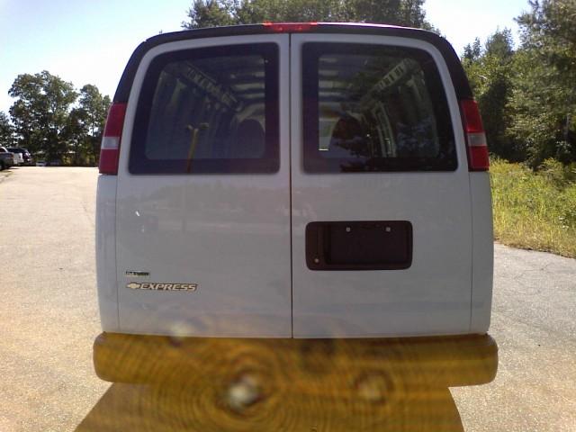 Chevrolet Express 2010 photo 4