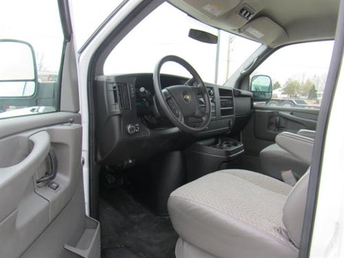 Chevrolet Express 2010 photo 1