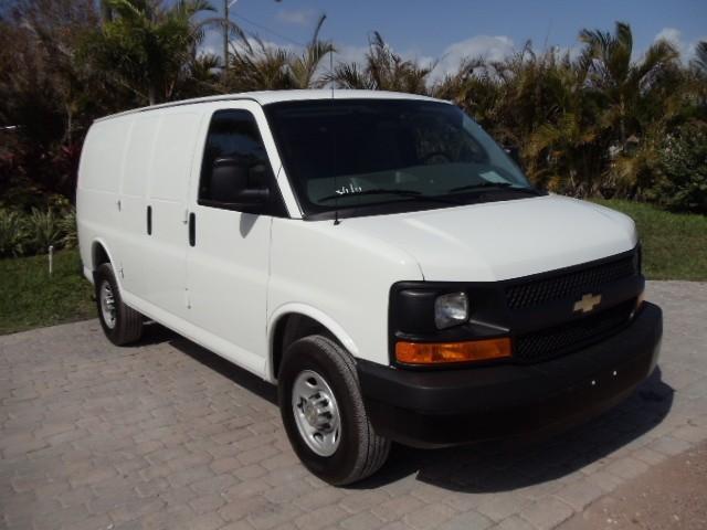 Chevrolet Express LS 4X4 Passenger Van