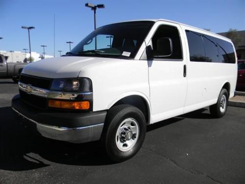 Chevrolet Express 2010 photo 2