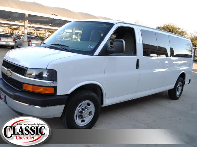 Chevrolet Express 2010 photo 1