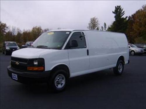 Chevrolet Express 2010 photo 1