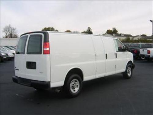 Chevrolet Express 2010 photo 4