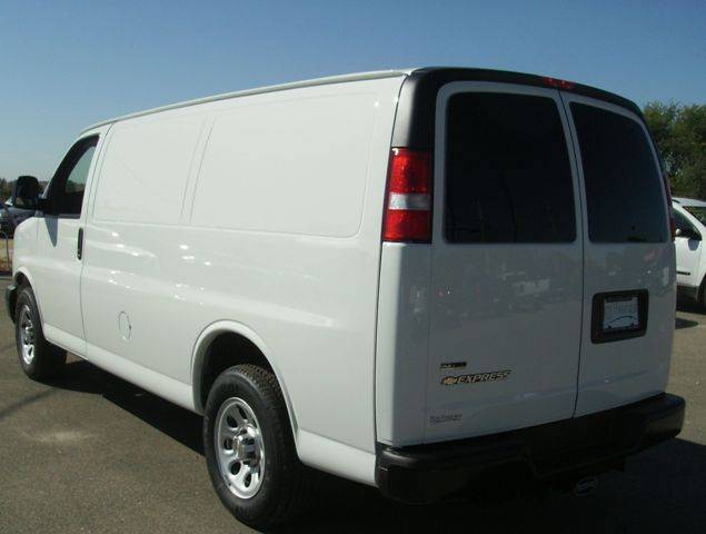 Chevrolet Express 2010 photo 3