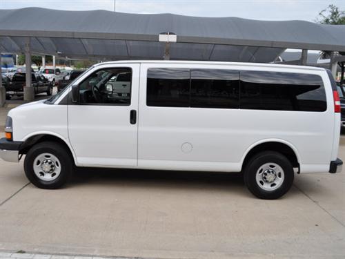 Chevrolet Express 2010 photo 3