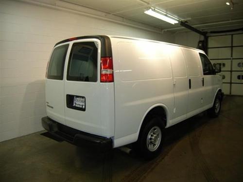 Chevrolet Express 2010 photo 1