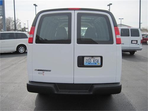Chevrolet Express 2010 photo 1