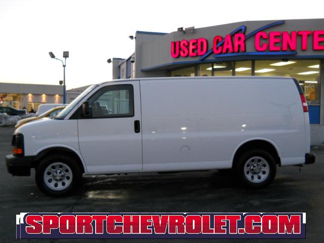 Chevrolet Express 2010 photo 4