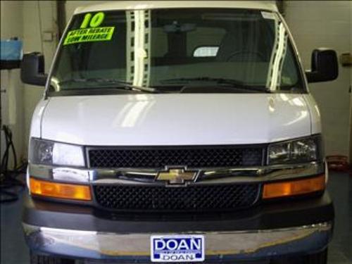 Chevrolet Express 2010 photo 1