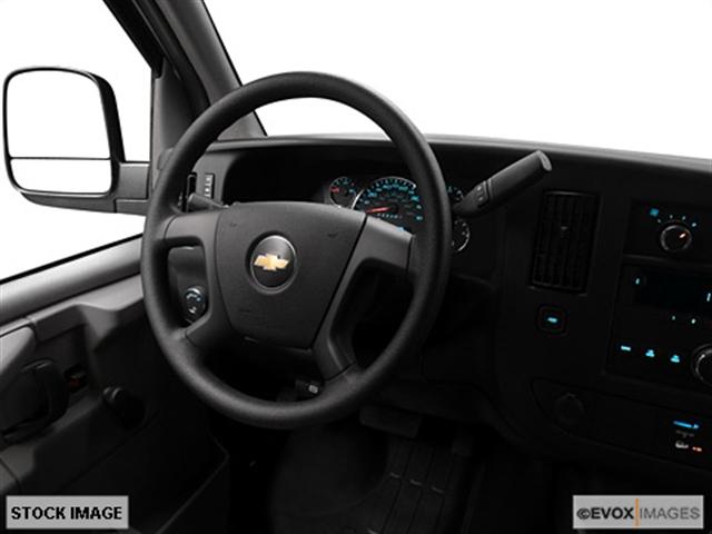 Chevrolet Express 2010 photo 1