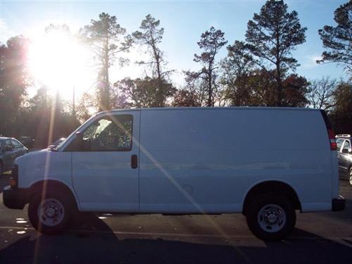Chevrolet Express 2010 photo 4