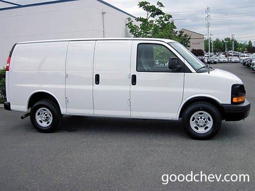 Chevrolet Express 2010 photo 1