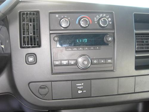 Chevrolet Express 2010 photo 4