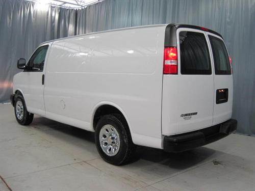 Chevrolet Express 2010 photo 3