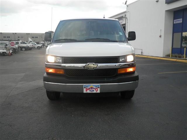 Chevrolet Express 2012 photo 1