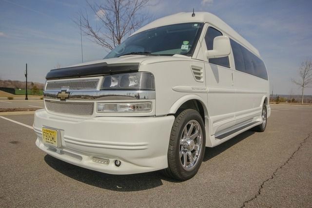 Chevrolet Express 2012 photo 3