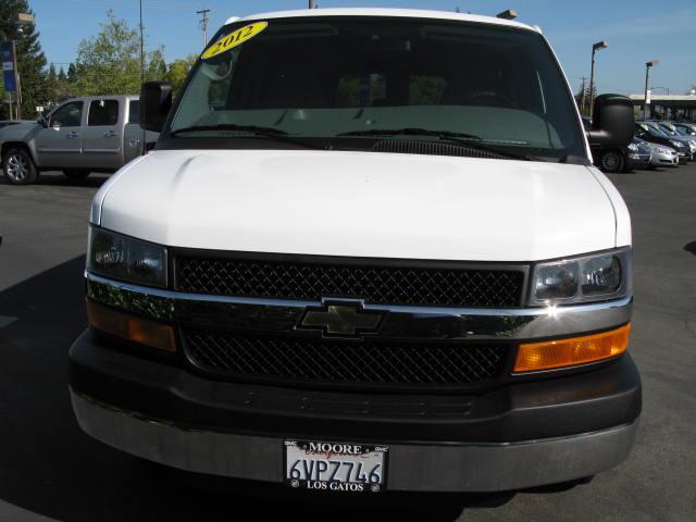 Chevrolet Express 2012 photo 16
