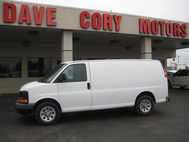 Chevrolet Express 2012 photo 3