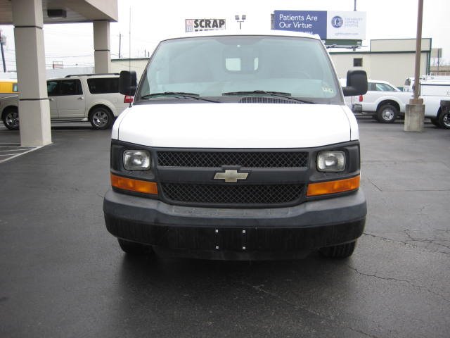 Chevrolet Express 2012 photo 4