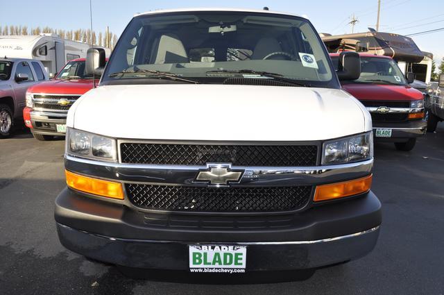 Chevrolet Express 2012 photo 1