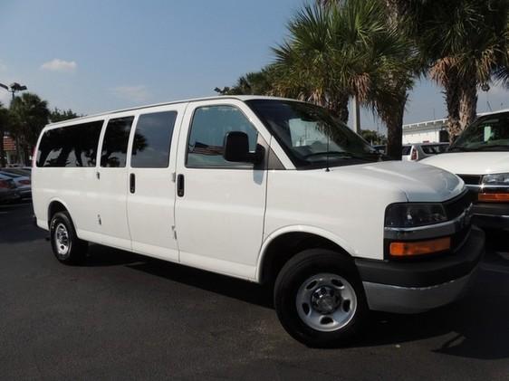 Chevrolet Express 2012 photo 1
