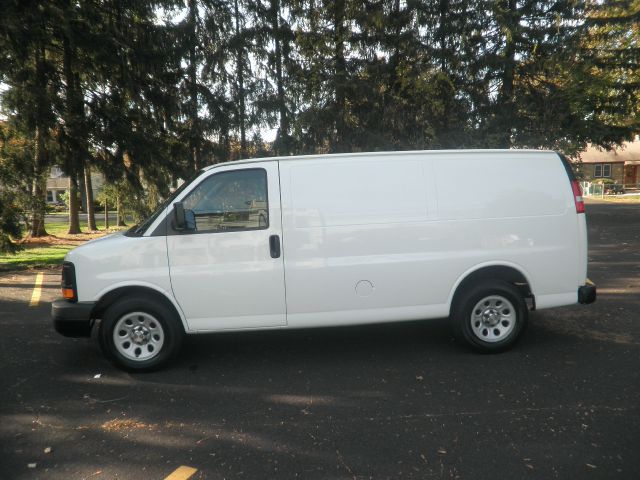 Chevrolet Express 2012 photo 4