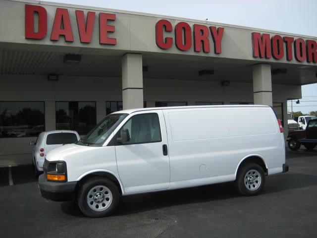 Chevrolet Express 2012 photo 3