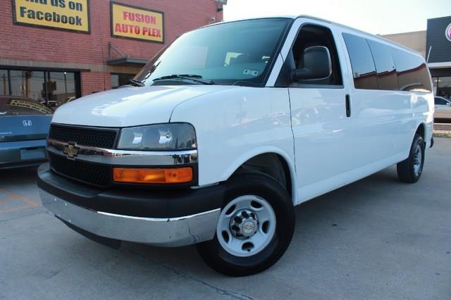 Chevrolet Express 2012 photo 1