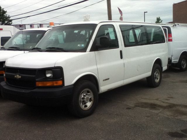 Chevrolet Express Cargo 2005 photo 1