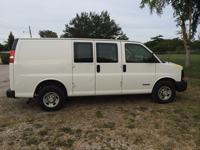 Chevrolet Express Cargo 2006 photo 4