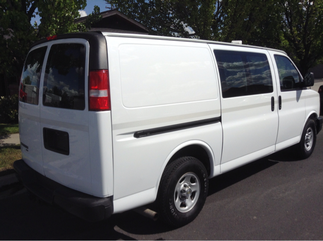 Chevrolet Express Cargo 2007 photo 3