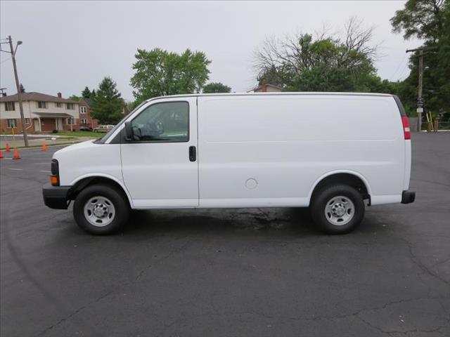 Chevrolet Express Cargo 2008 photo 1