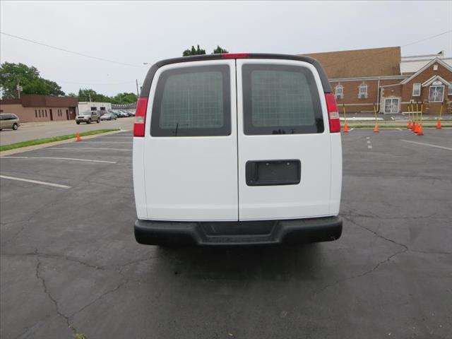 Chevrolet Express Cargo 2008 photo 4