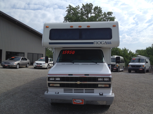 Chevrolet G-P 1996 photo 4