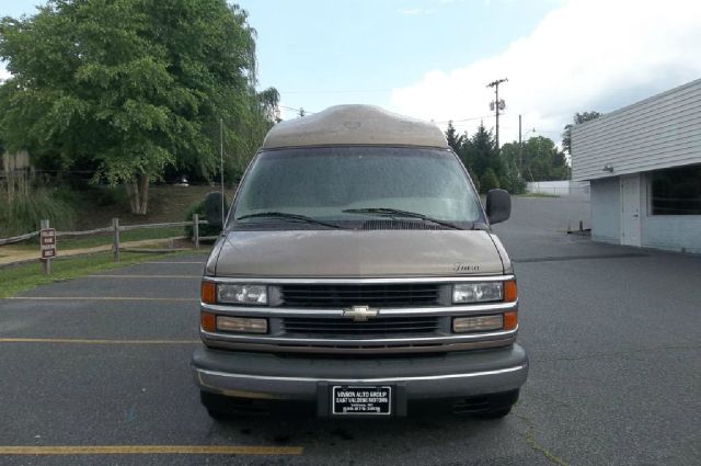 Chevrolet G10 1996 photo 19