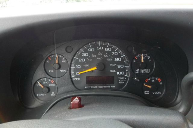 Chevrolet G10 1996 photo 4