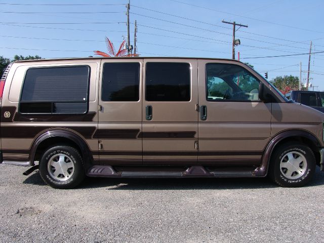 Chevrolet G1500 1998 photo 3