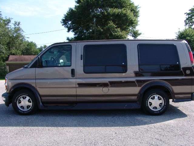 Chevrolet G1500 1998 photo 4