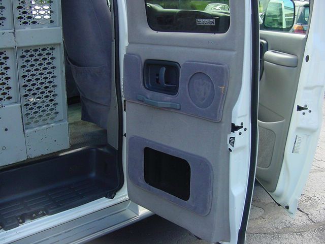 Chevrolet G1500 1998 photo 1