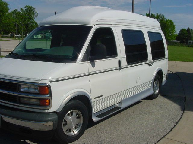 Chevrolet G1500 1998 photo 26