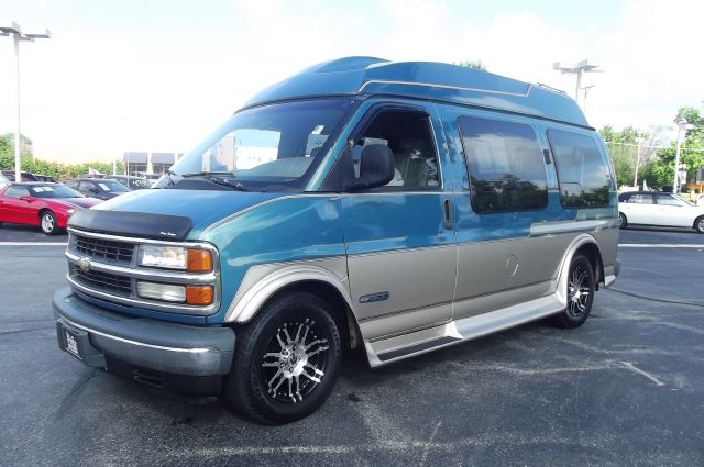 Chevrolet G1500 1998 photo 25